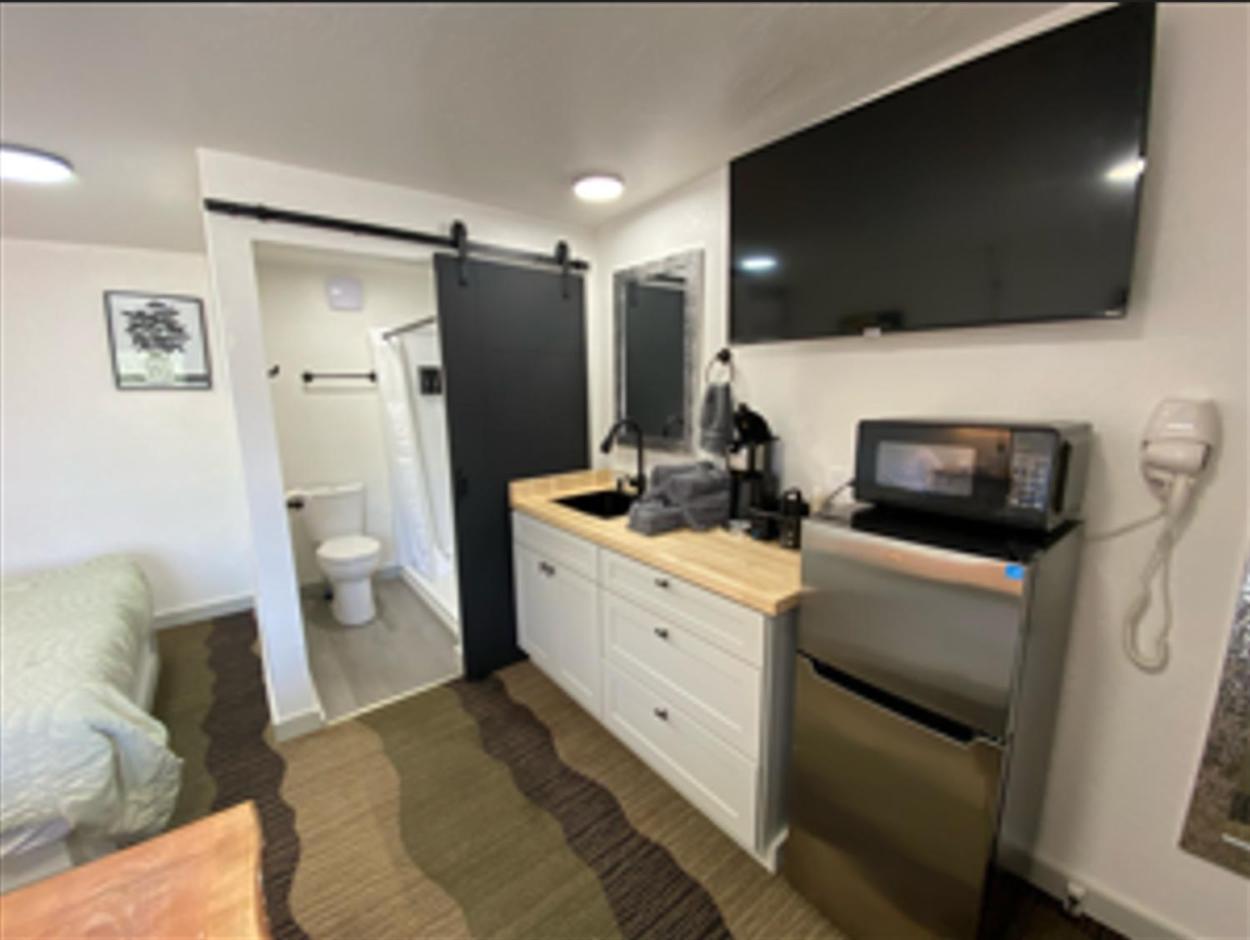 The Silverwood Lodge Athol Экстерьер фото